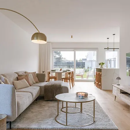 Huswell - Brand New House 