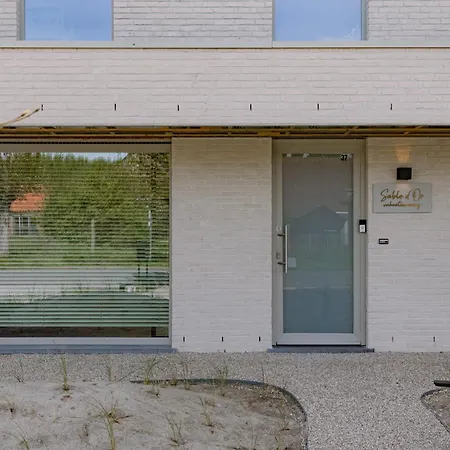 Dom wakacyjny Huswell - Brand New House 