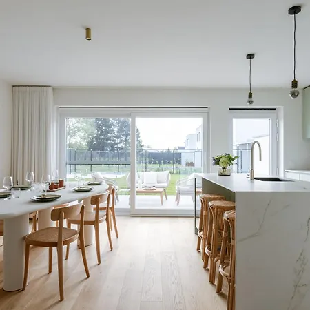 Dom wakacyjny Huswell - Brand New House 