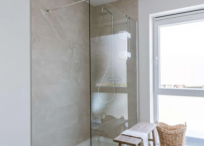 Huswell - Brand New House 