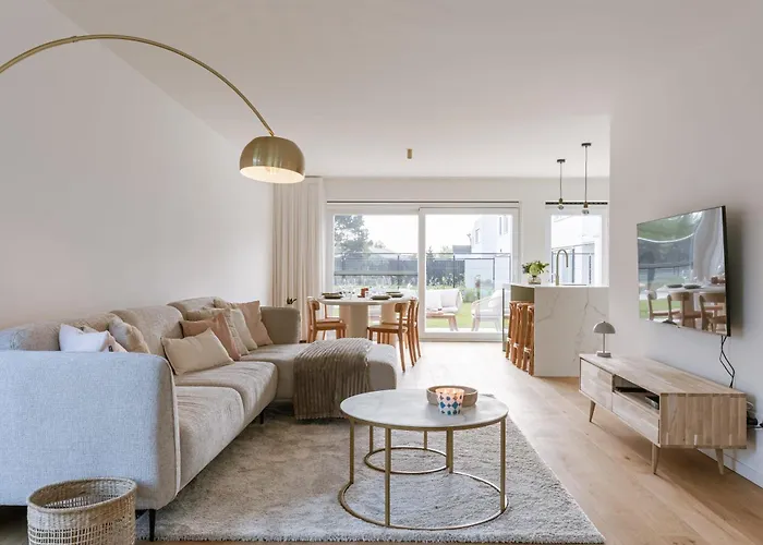 Huswell - Brand New House 