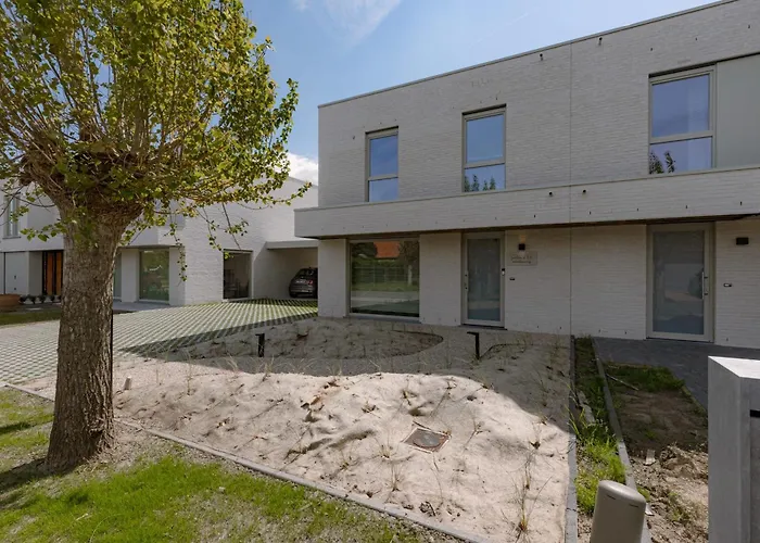 Huswell - Brand New House 